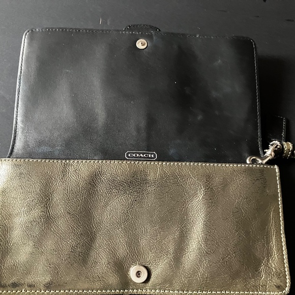 Very Cute Vintage Coach Bleeker Gray Patent Leather Wallet/Wristlet. Orig. Owner - Picture 12 of 15